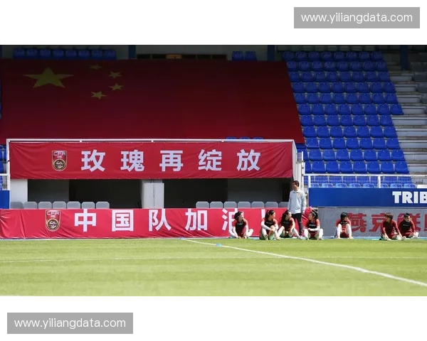 中国足球历史性突破世界杯荣誉 创造民族体育辉煌新篇章